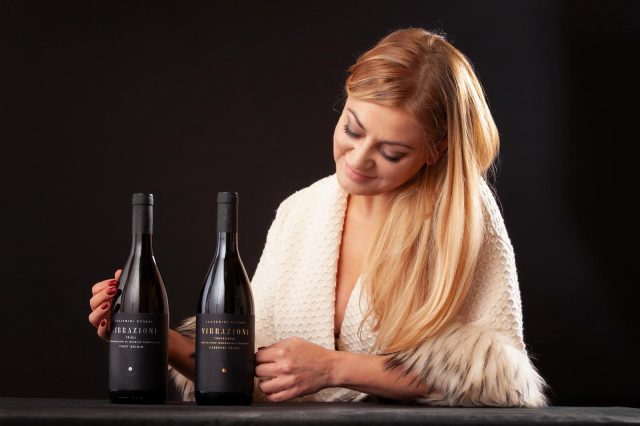 Arrivano le “Vibrazioni” di Valeria Cesari