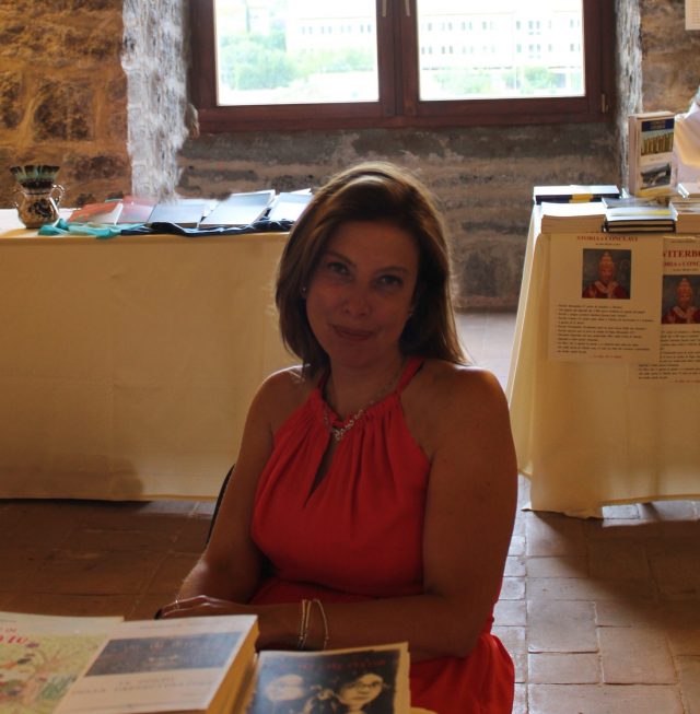 “Aperitivo in Giardino – con Autori e Produttori”, ospite il 22/5 l’autrice Chiara Guidarini